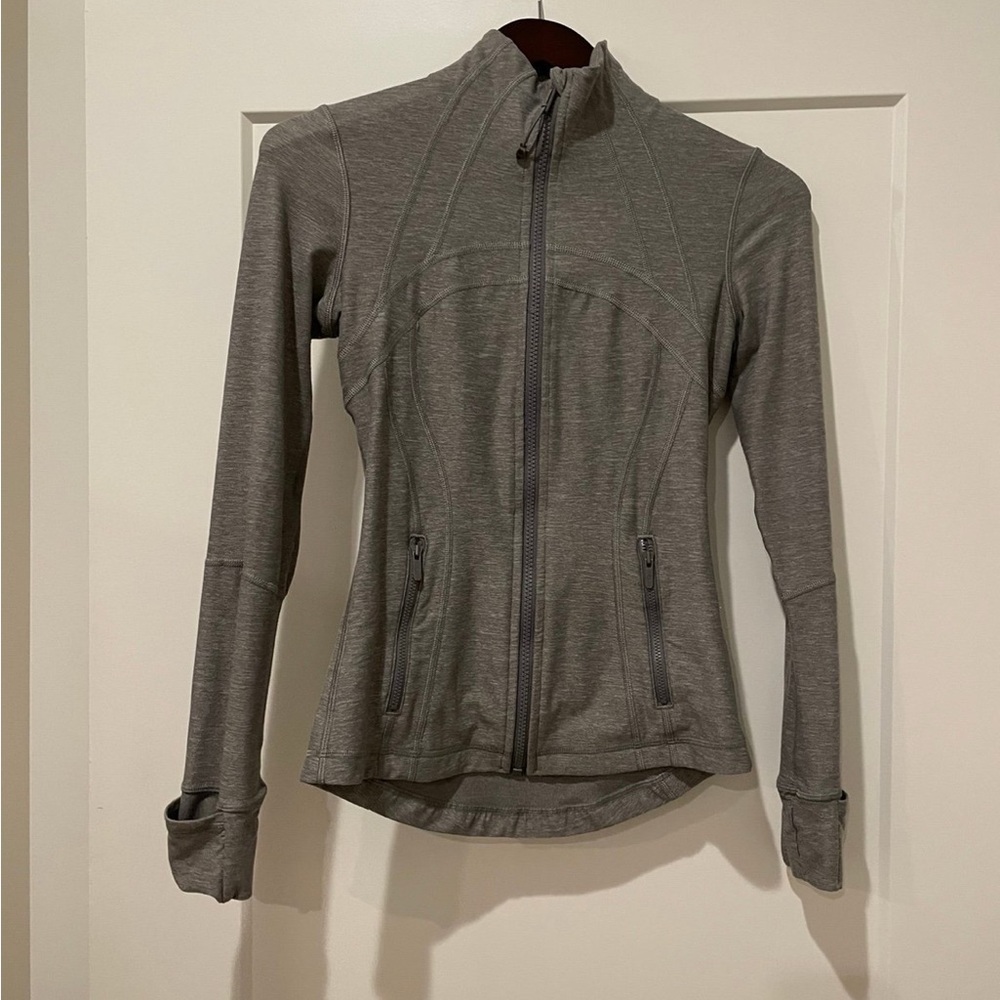 size 4 grey lululemon define jacket like new